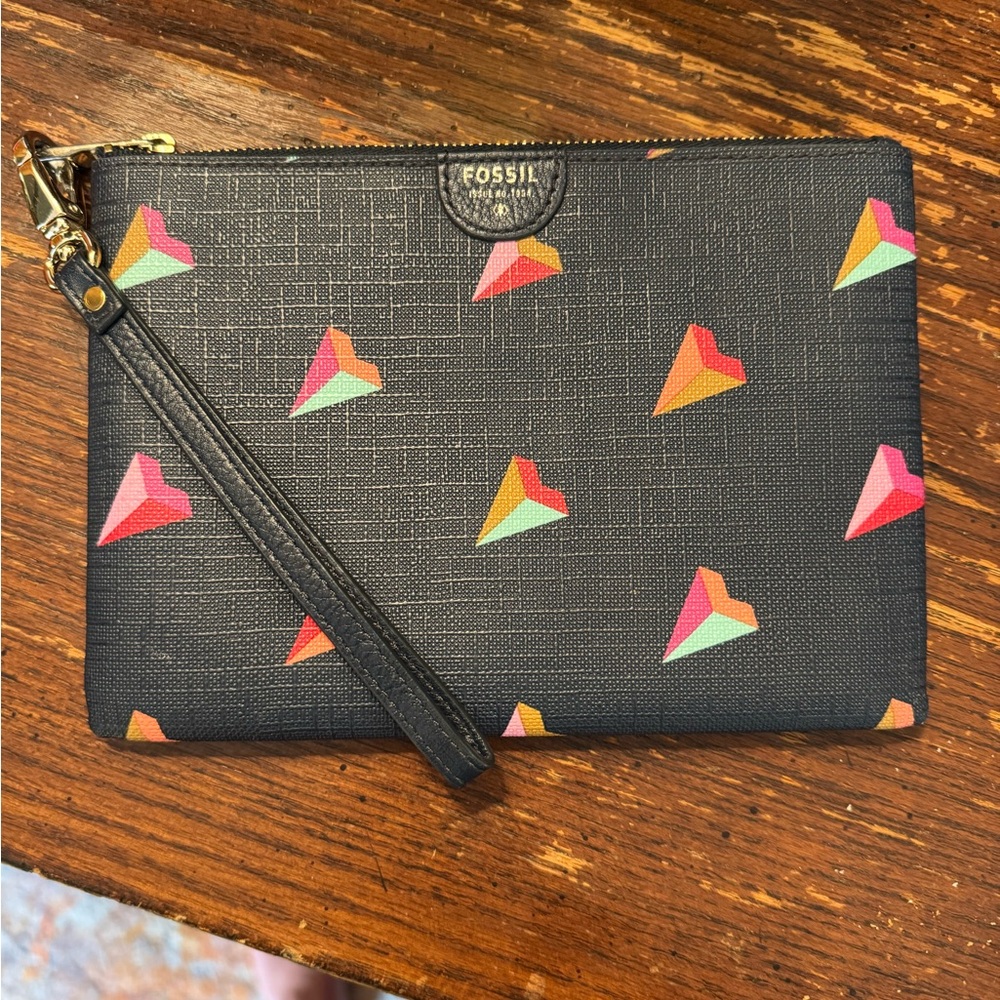 Fossil Wristlet with Colorful Geometric Design